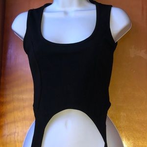 ✨Pretty little thing Corset Like Squarred top✨